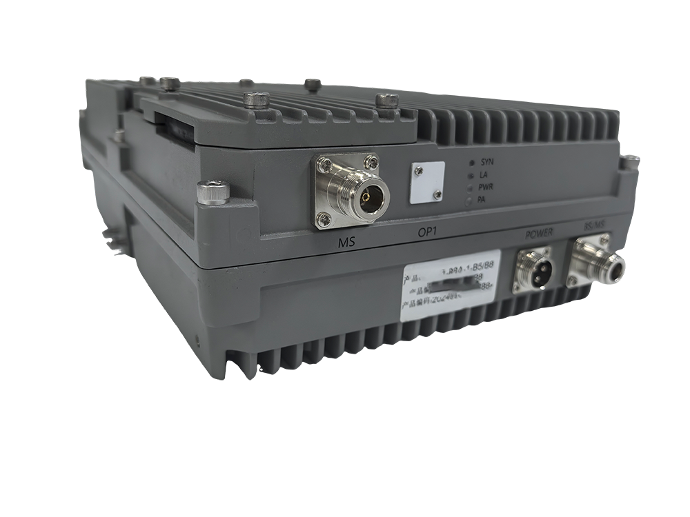  白沙三频手机信号接收器2000㎡